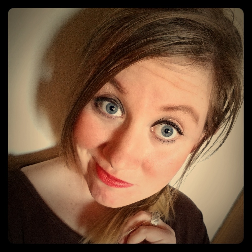 Meet your Posher, Courtney